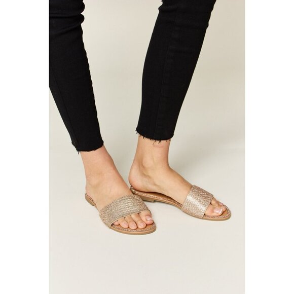 WILD DIVA Rhinestone Open Toe Flat Sandals - Picture 1 of 6